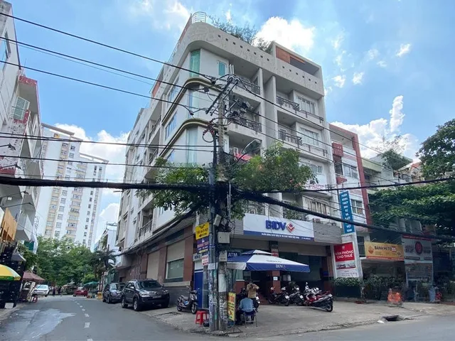 G8 Office Đường D5