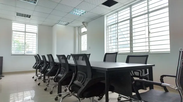 Halo Nguyễn Thị Minh Khai