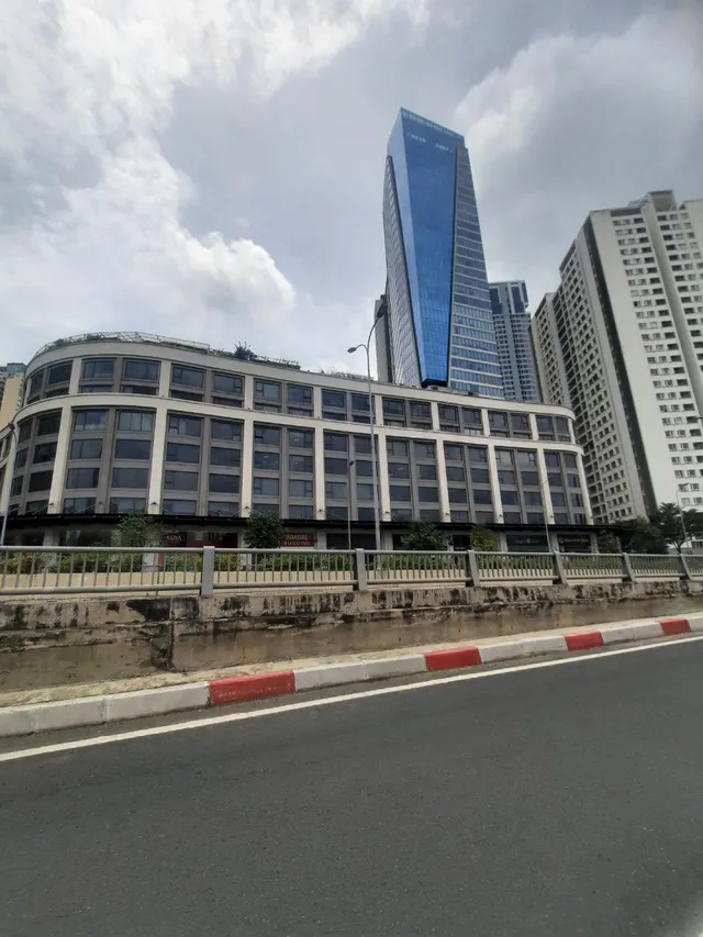 Halo Building Nguyễn Hữu Cảnh
